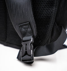Adjustable shoulder straps for yoga mat backpack